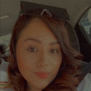 Meet your Posher, Daniela